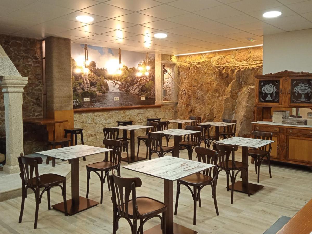 O Cabanel Albergue-Bar Villastose Εξωτερικό φωτογραφία